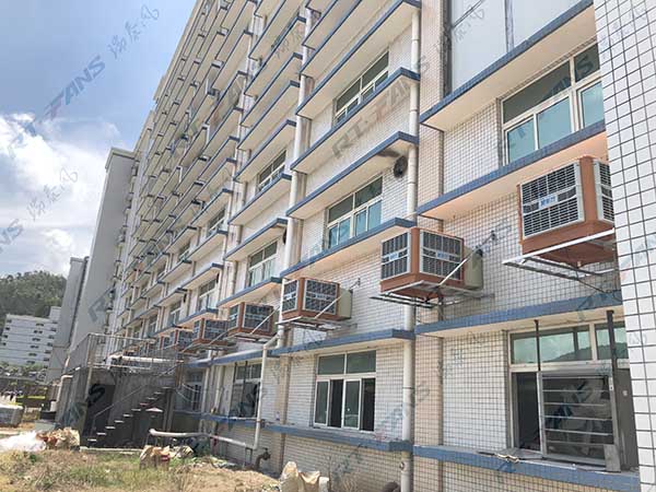 廣州工廠通風(fēng)降溫設(shè)備還屬瑞泰風(fēng)水簾空調(diào)降溫效果賊好