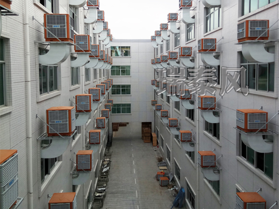 工廠(chǎng)水空調(diào)瑞泰風(fēng)室外安裝圖片